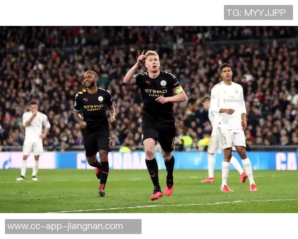 卡拉格展望2026年阿森纳夺英超冠军拜仁问鼎欧冠荣耀