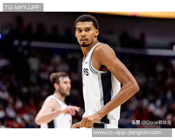 文班替补23分钟贡献12分5篮板3助攻连续101场盖帽纪录终结成历史第3