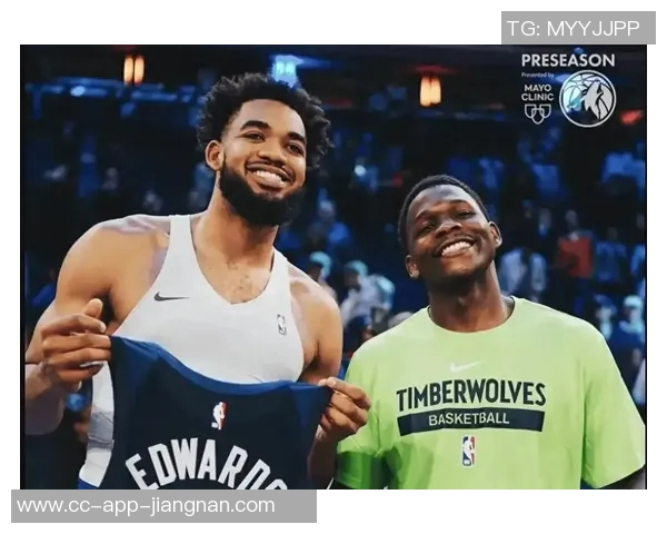 唐斯与爱德华兹首节对决精彩纷呈双方合力贡献27分引发球迷热议